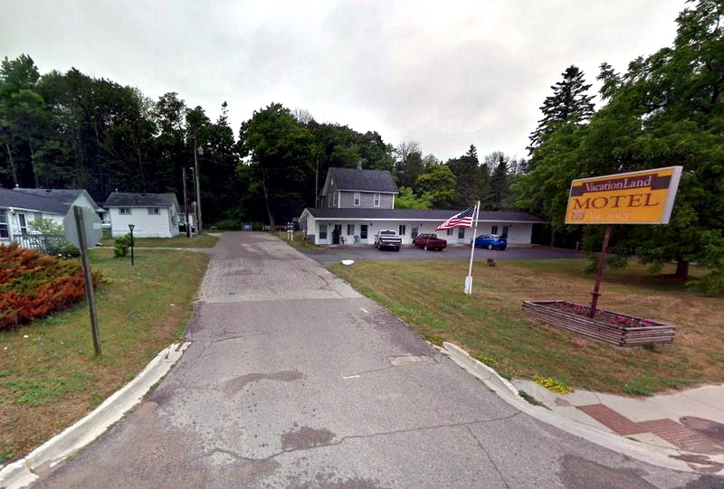 Vacationland Motel - 2018 Street View (newer photo)